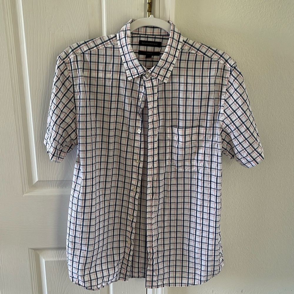 Banana Republic Short Sleeve Button Down